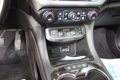 2020 GMC Acadia AT4