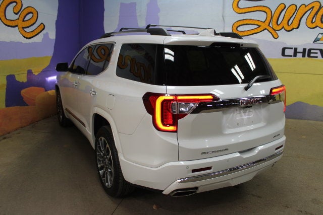 2020 GMC Acadia Denali