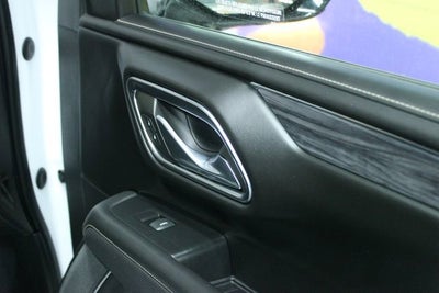 2023 GMC Yukon XL SLT