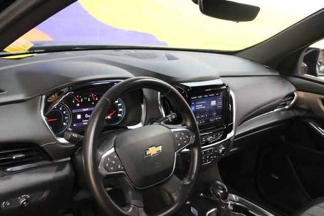 2022 Chevrolet Traverse LT Leather