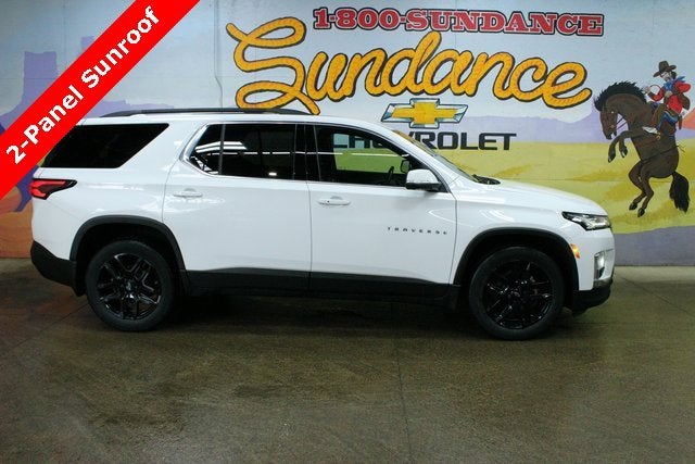 2022 Chevrolet Traverse LT Leather