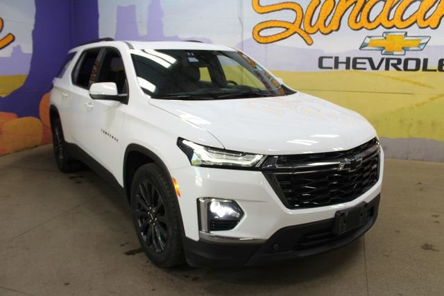 2023 Chevrolet Traverse RS