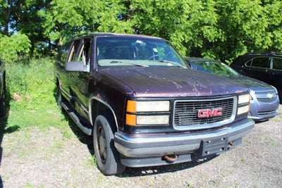 1997 Chevrolet Suburban Base