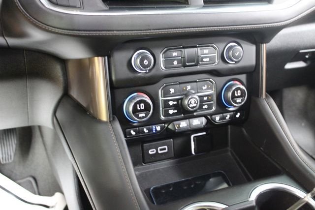 2022 Chevrolet Suburban High Country