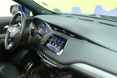 2023 Cadillac XT4 Premium Luxury
