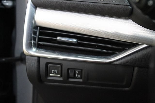 2023 Cadillac XT4 AWD Premium Luxury