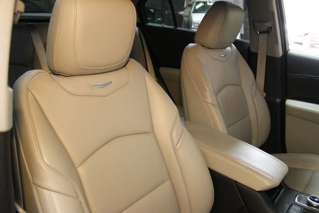 2021 Cadillac XT4 Premium Luxury