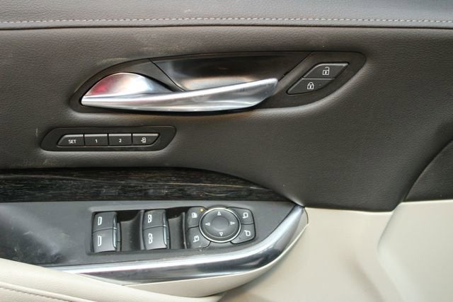 2021 Cadillac XT4 Premium Luxury