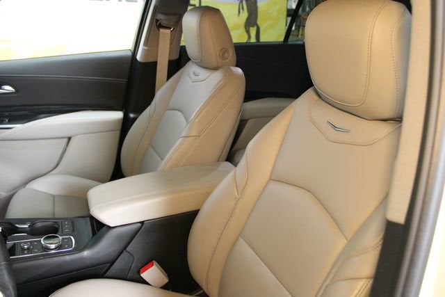 2021 Cadillac XT4 Premium Luxury