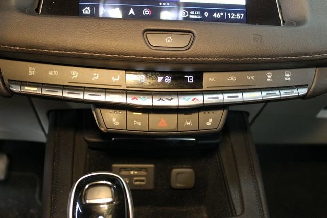 2021 Cadillac XT4 Premium Luxury