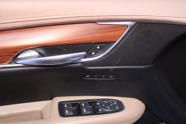 2017 Cadillac XT5 Platinum AWD