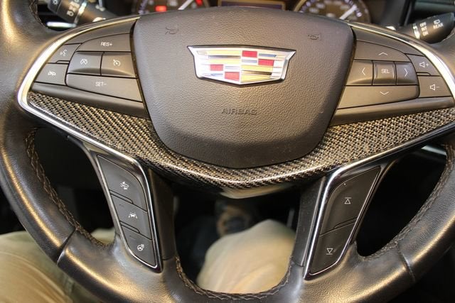 2020 Cadillac XT5 Sport