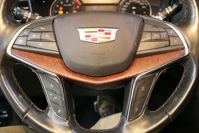 2021 Cadillac XT5 Sport