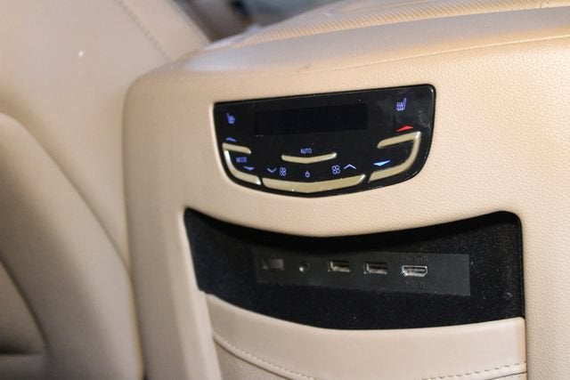 2018 Cadillac Escalade Platinum