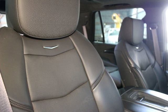 2016 Cadillac Escalade Platinum
