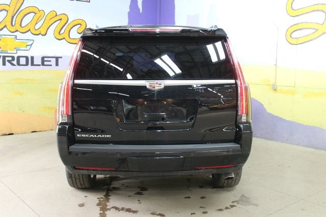 2016 Cadillac Escalade Platinum