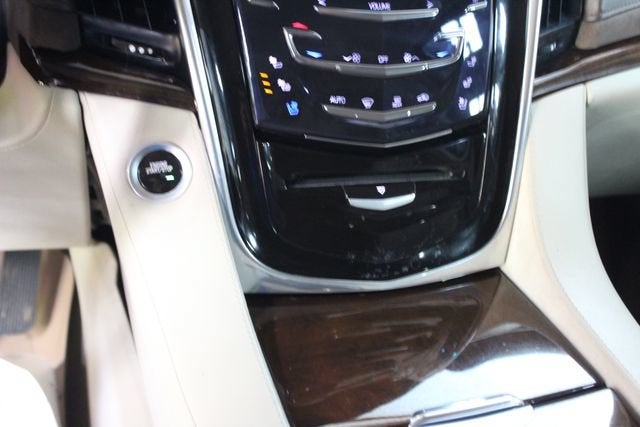 2017 Cadillac Escalade ESV Premium Luxury