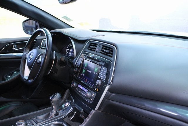 2020 Nissan Maxima SR