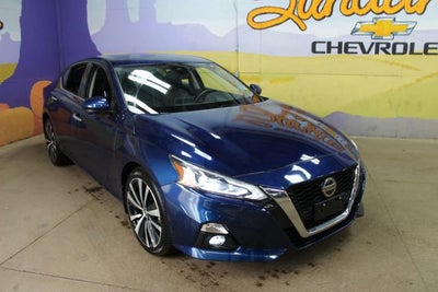 2022 Nissan Altima 2.5 Platinum