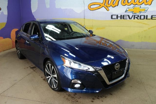 2022 Nissan Altima 2.5 Platinum