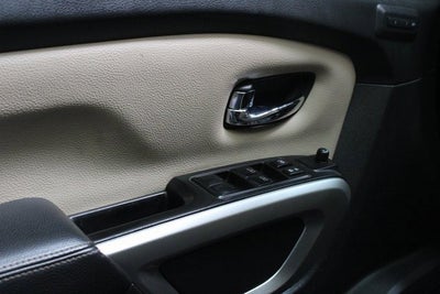 2016 Nissan Titan XD SL