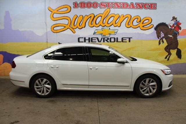 2018 Volkswagen Passat 2.0T SE