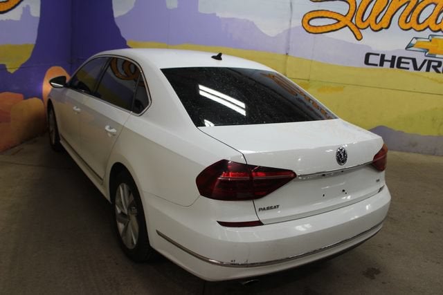 2018 Volkswagen Passat 2.0T SE