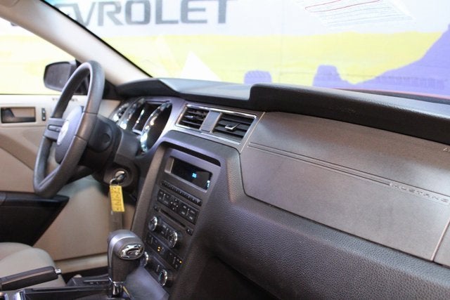 2010 Ford Mustang V6