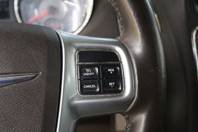 2011 Chrysler Town & Country Touring