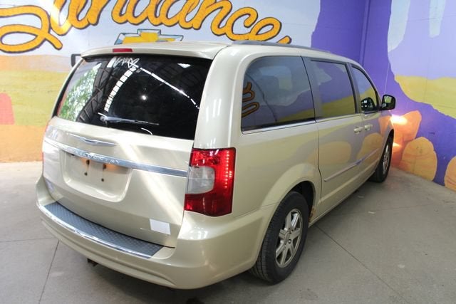 2011 Chrysler Town & Country Touring