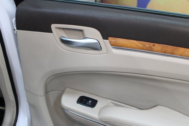 2012 Chrysler 300 Limited