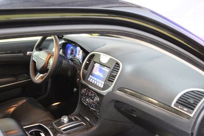 2023 Chrysler 300 Touring L