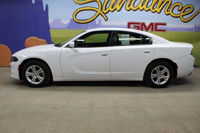 2022 Dodge Charger SXT RWD