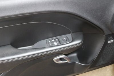 2017 Dodge Challenger SXT Plus