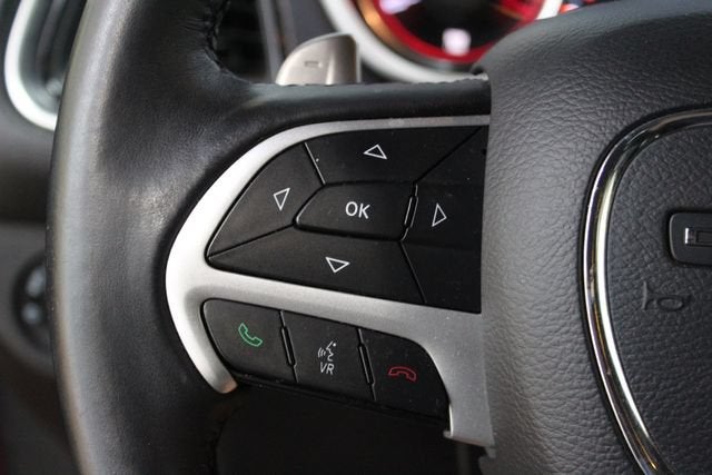 2017 Dodge Challenger SXT Plus
