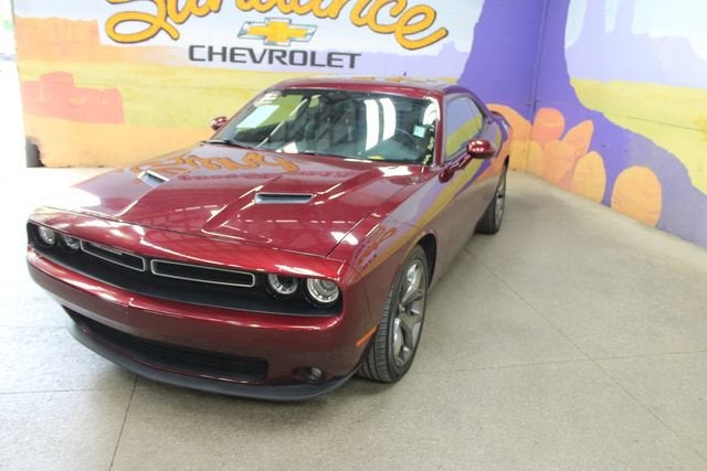 2017 Dodge Challenger SXT Plus