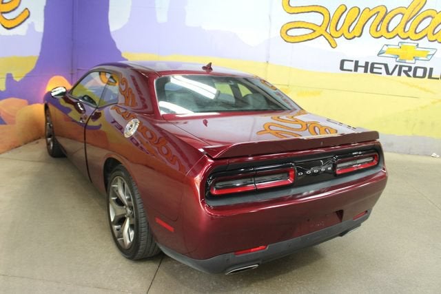 2017 Dodge Challenger SXT Plus