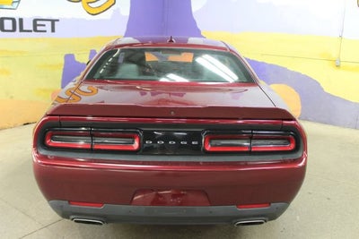 2017 Dodge Challenger SXT Plus