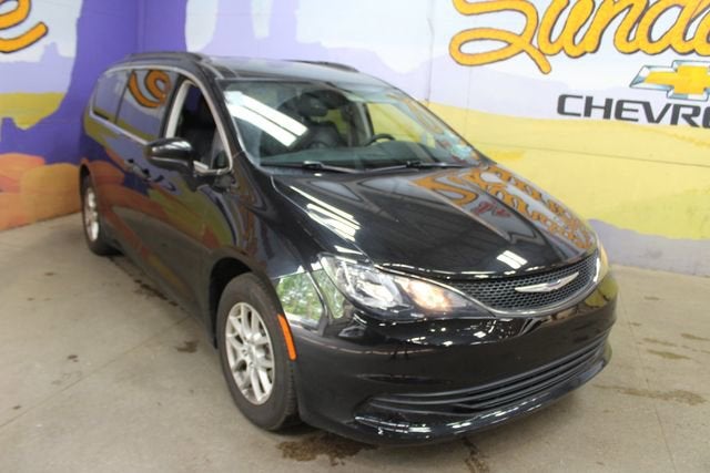 2020 Chrysler Voyager LXI