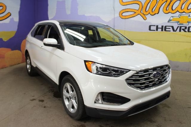 2020 Ford Edge Titanium