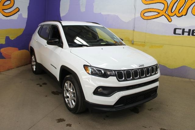 2023 Jeep Compass Latitude Lux FWD