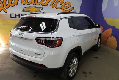 2023 Jeep Compass Latitude Lux FWD