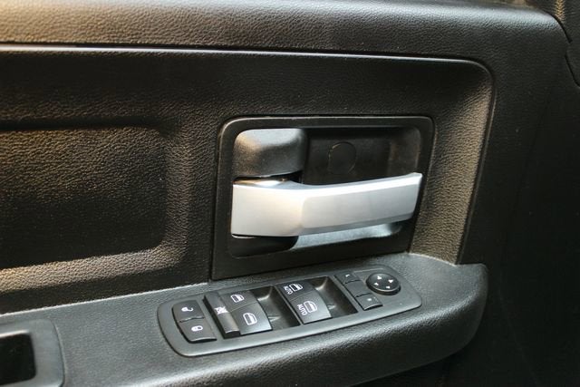 2019 RAM 2500 Tradesman Crew Cab 4x4 6'4" Box