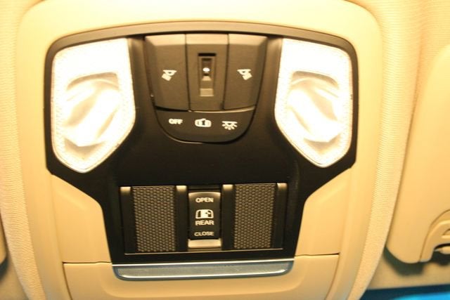 2019 RAM 2500 Tradesman Crew Cab 4x4 6'4" Box