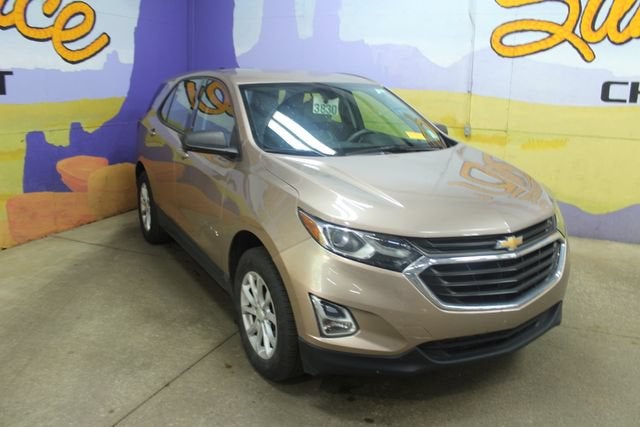 Used 2018 Chevrolet Equinox LS with VIN 3GNAXREV2JL250067 for sale in Grand Ledge, MI