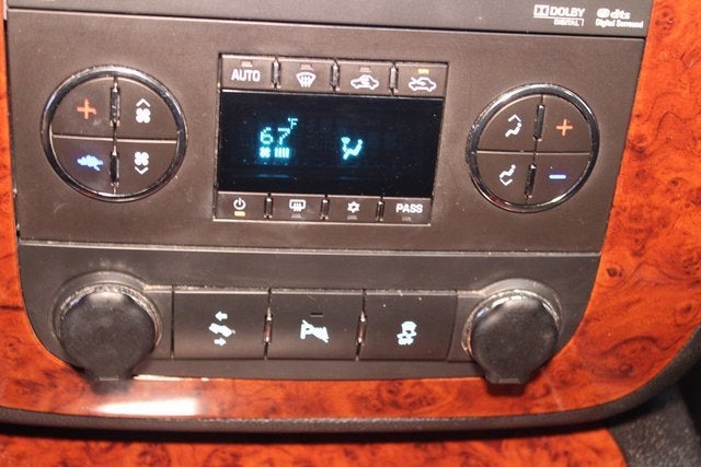 2013 Chevrolet Avalanche LTZ