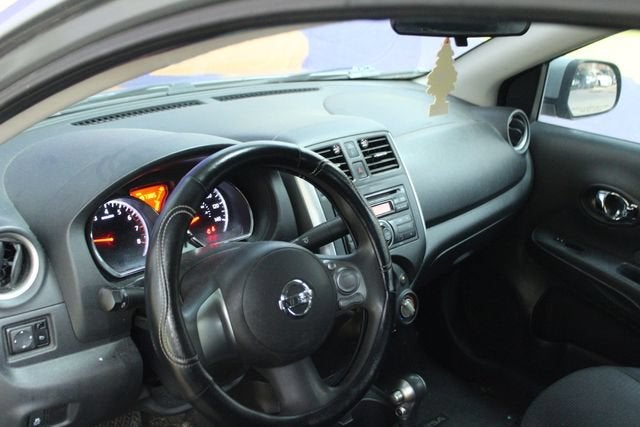 2014 Nissan Versa 1.6 SV