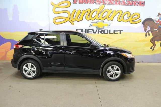 2024 Nissan Kicks S Xtronic CVT
