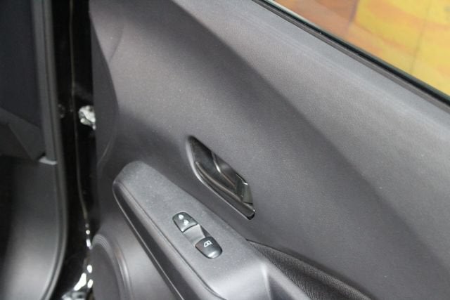 2024 Nissan Kicks S Xtronic CVT