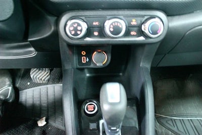 2021 Nissan Kicks S Xtronic CVT